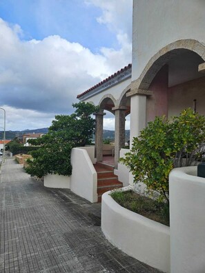Property grounds - Casa Genziana by Gmb Holidays (Cannigione)