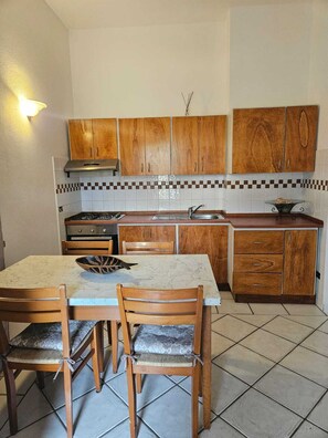 Dining - Casa Genziana by Gmb Holidays (Cannigione)