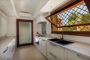 Fridge, microwave, dishwasher, highchair