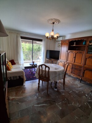 Living area - Apartment T3 Port de Toga (Ville-di-Pietrabugno)