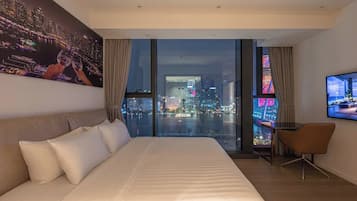 Classic Double or Twin Room, Lake View