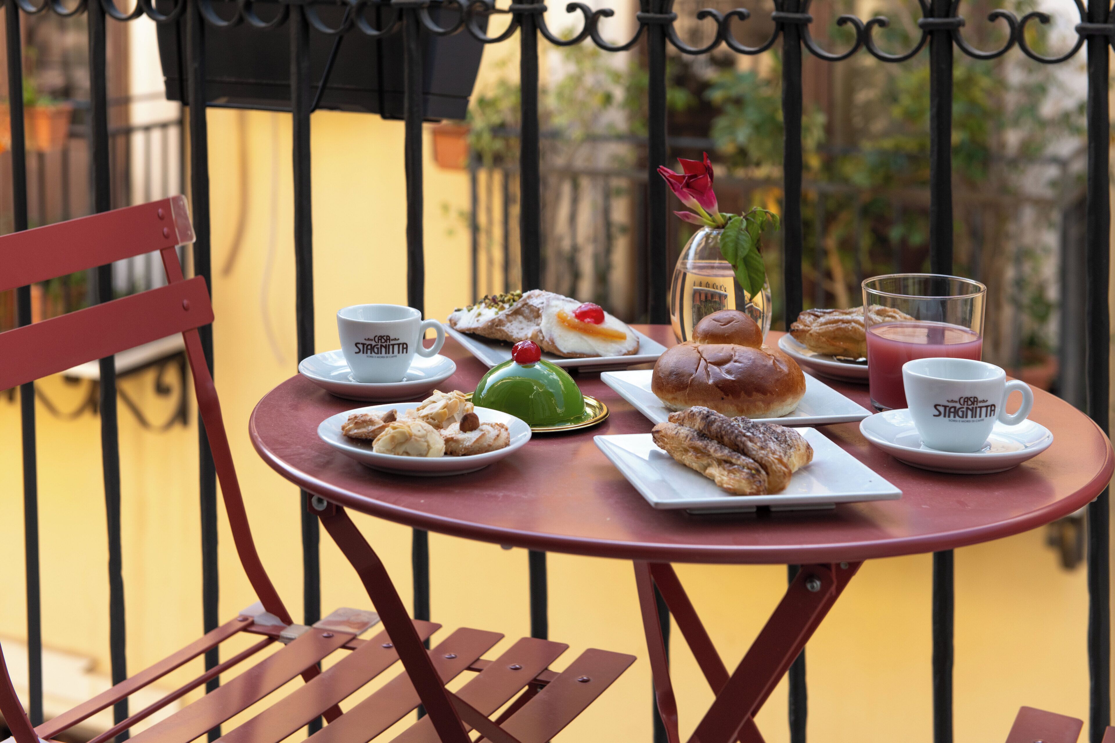 Rom – deluxe | Utendørsservering