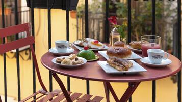 Rom – deluxe | Utendørsservering