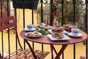 Habitación Deluxe | Restaurante al aire libre