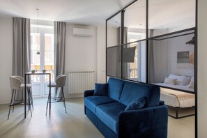 Deluxe Room | Living area - Palazzo Achates (Palermo)