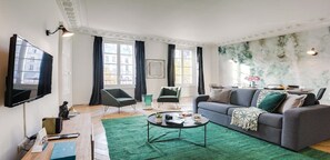 Living area - Bonne Nouvelle Beauty | 200m² of Parisian Elegance Near Opéra (Paris)