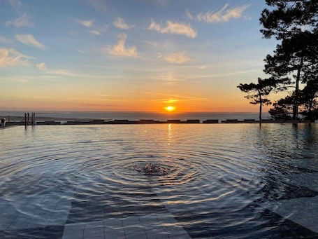 Pool. Casa Peroscalou Roses – Modern Villa with Panoramic Views, 3 Bedrooms, Near Costa Brava Beaches