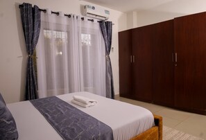 Iron/ironing board, Internet - Palm Terraces 3BR All En-Suite Nyali Apartment with Ocean Views & Rooftop Pool (Mombasa)