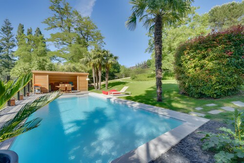 Chambre d’hôtes « Entre Loire et Cher » avec piscine chauffée privée, terrasse privée et Wi-Fi