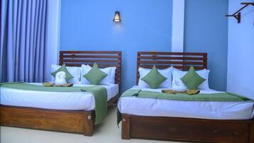 Family Room | Laptop workspace, iron/ironing board, free WiFi
