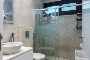 Apartment, 1 Double Bed with Sofa bed, Kitchen, City View | Bathroom - Bonne Heur 1-BR Apt & Balcony in Larnaca (Larnaca)