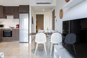 Apartment, 1 Double Bed with Sofa bed, Kitchen, City View | Private kitchen | Full-size fridge, microwave, oven, stovetop - Bonne Heur 1-BR Apt & Balcony in Larnaca (Larnaca)