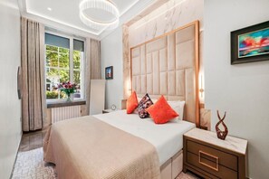 Room - Gloucester Place (London)