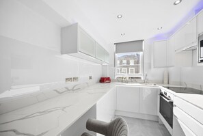 Deluxe Room | Private kitchen - Gloucester Place (London)