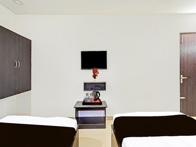 尼洛爾Vanamthopu中心ESR  