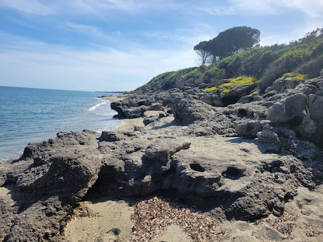 Beach nearby. Holiday Home 'Apartment Les Jardins De La Mer' with Shared Pool, Wi-Fi and Air Conditioning
