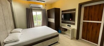 HOTEL RK INTERNATIONAL