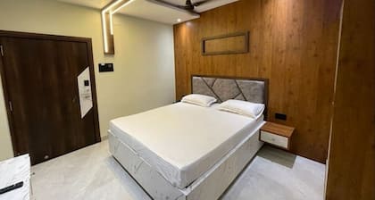 HOTEL RK INTERNATIONAL