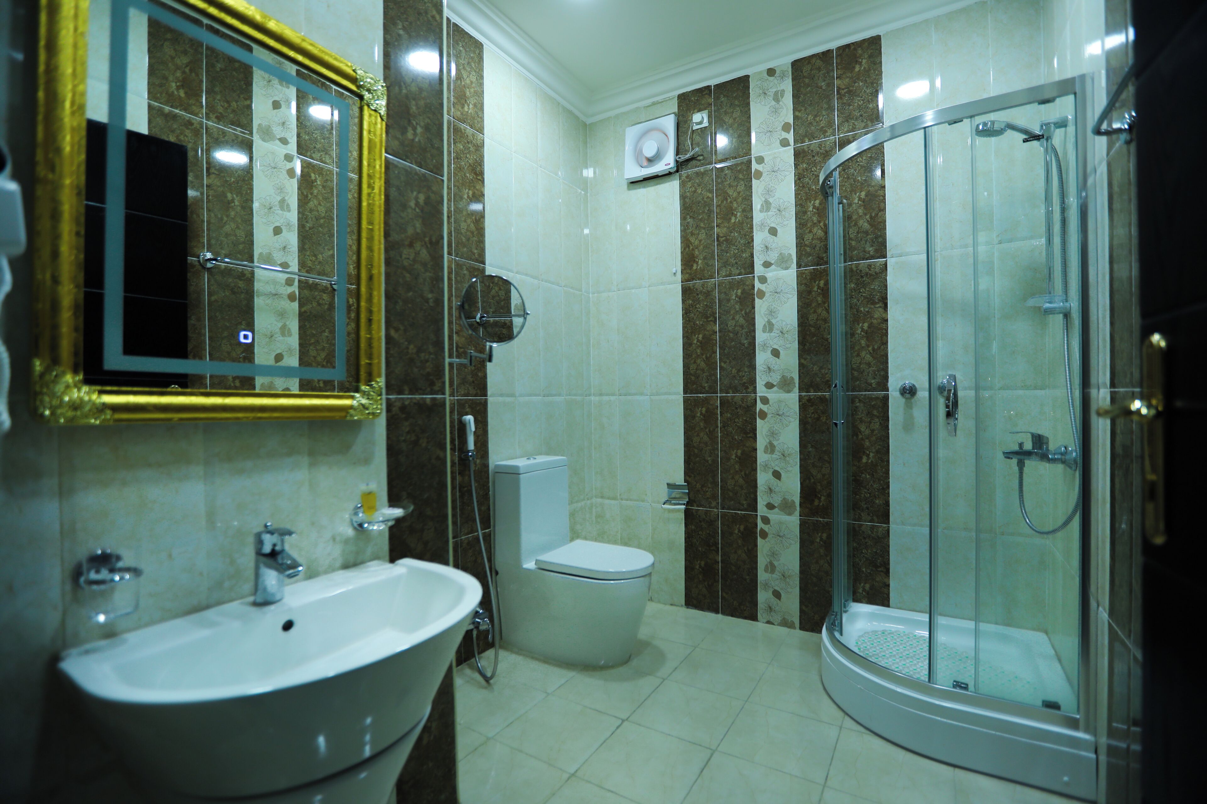 Apartment, 3 Bedrooms | Bathroom