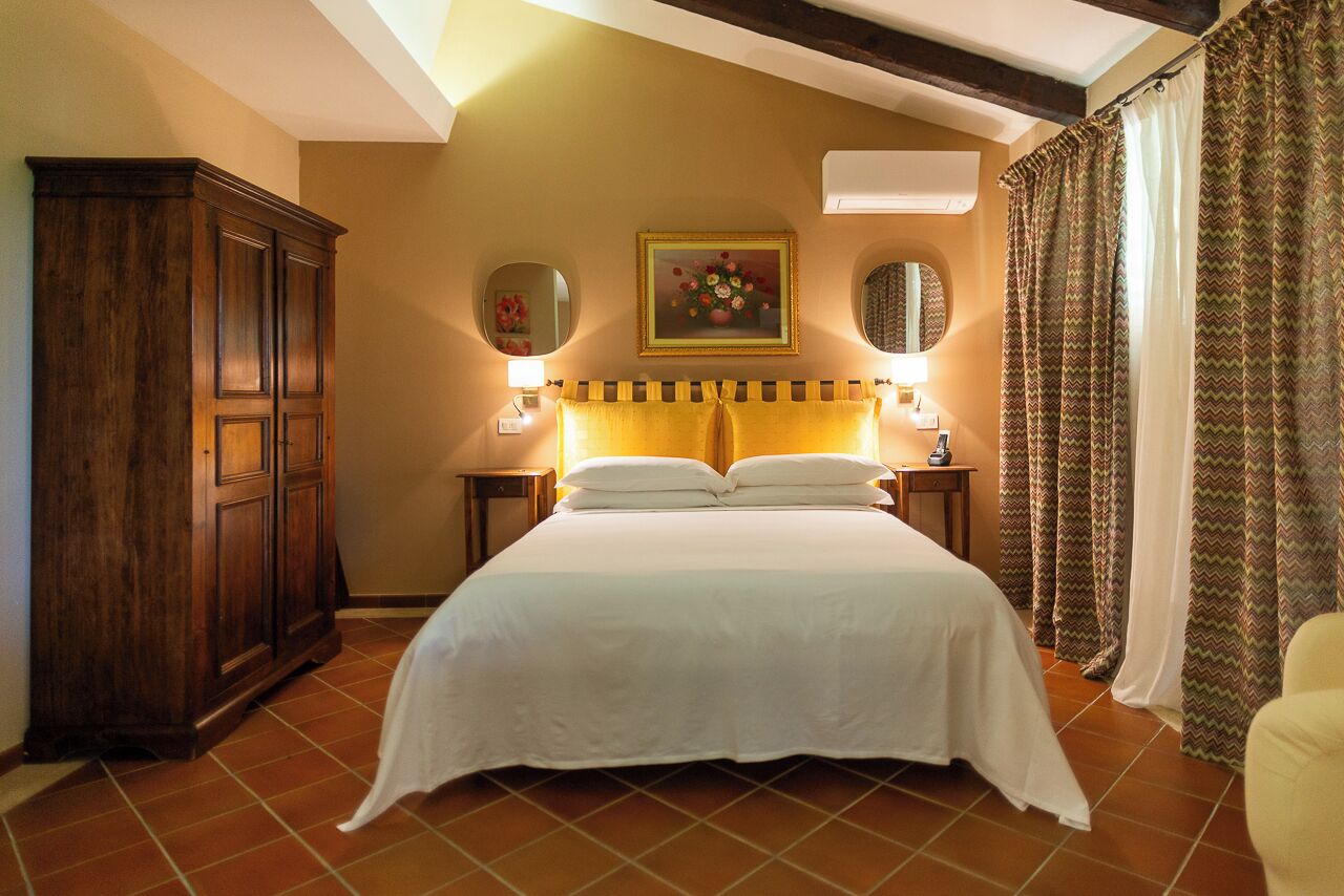 Coffres-forts dans les chambres, rideaux occultants, Wi-Fi gratuit