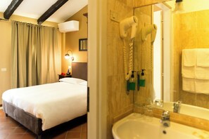 Classic Double Room | Bathroom - Ghiaccio Bosco Capalbio (Toscana)