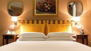 Junior Double Room | Peti besi dalam bilik, langsir/tirai gelap terus, Wi-fi percuma