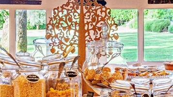 Colazione a buffet inclusa, servita tutte le mattine