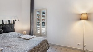 2 室のベッドルーム、WiFi、ベッドシーツ