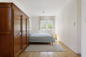 Bed sheets - Apartment 'Maison Grenoblois' with Balcony (Eybens)