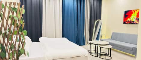 1 habitación, tabla de planchar con plancha, wifi y ropa de cama