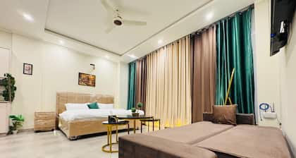 Cozy 1-bedroom apartment in tranquil Islamabad with AC