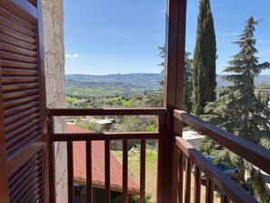 3 bedrooms - St Visianos Stone House (Filousa)