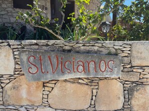 House, Smoking - St Visianos Stone House (Filousa)