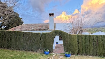 Villa presidencial, vistas al jardín | Exterior