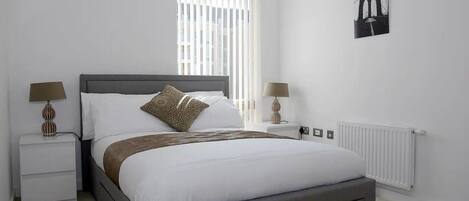 2 bedrooms, iron/ironing board, free WiFi, bed sheets