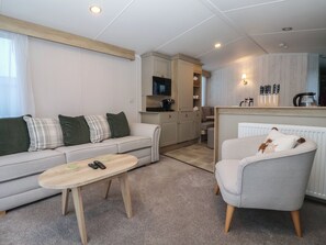 Living area - Lodge 22, Moselle (Malton)