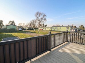 Property grounds - Lodge 22, Moselle (Malton)