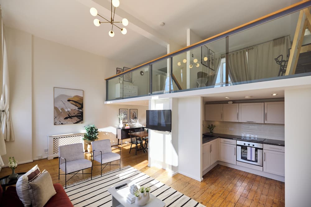 St Gabriel's Loft Apartment - London Borough of Lambeth