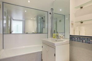 Apartment | Badezimmer
