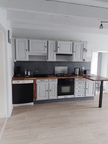 Le nid de la clairière, renovated country house in a quiet, wooded hamlet