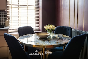 Dining - Premium 2BD Beaufort Square | Central Chepstow (Monmouthshire)