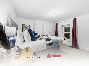 Desk, iron/ironing board, WiFi, bed sheets - Knole|Stylish3BDHomew/Garden&Parking|NearCribbs&M5 (Brentry)