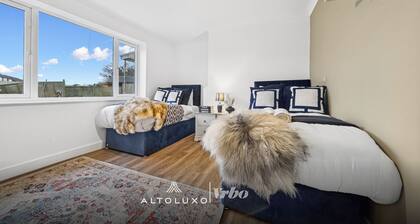Bude Road | Cosy & Modern Retreat | Transport Link