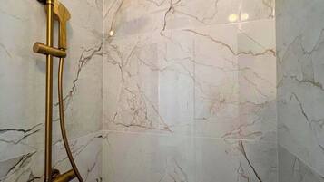 Shower, jetted bath