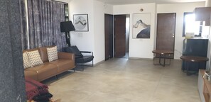 Royal Cottage | Interior - Rosastays Kutch (Anjar)