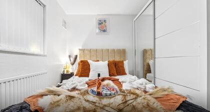 RudhallHaus|Modern|Spacious|4BR|Families|Groups