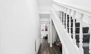 Interior - Spacious 6BR Bristol Getaway | Great Location (Greenbank)