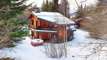 Chalet | Exterior