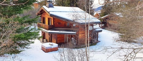 Chalet | Exterior