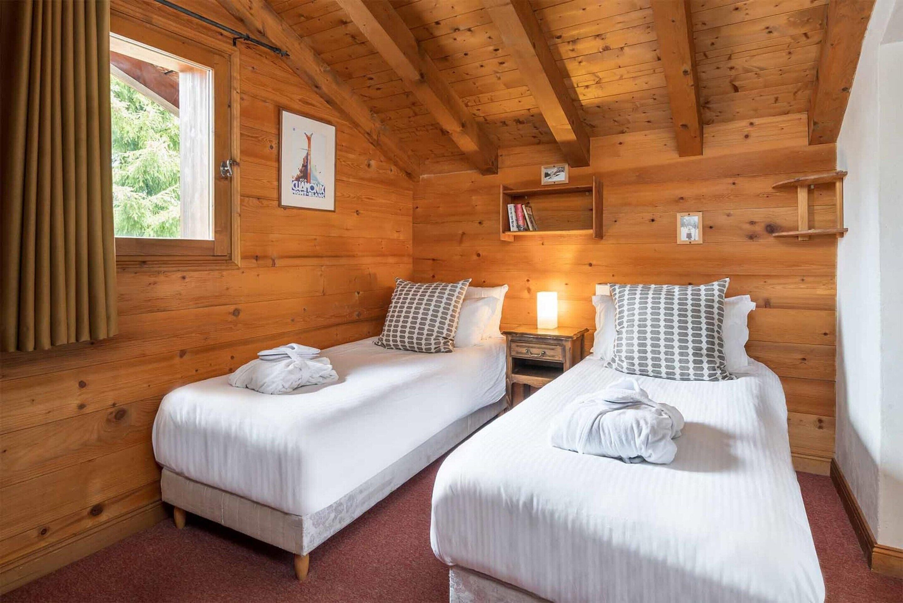 Chalet | 6 bedrooms, bed sheets